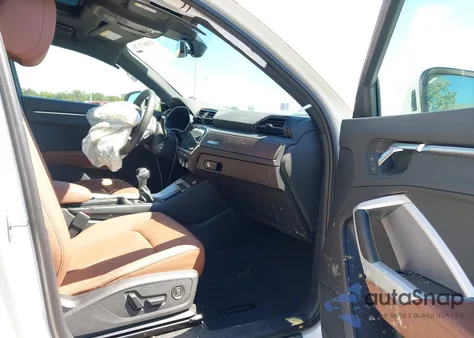 2023 Audi Q3 Premium 45 Tfsi S Line Quattro Tiptronic z USA, uszkodzony, nr VIN WA1DECF31P1032007